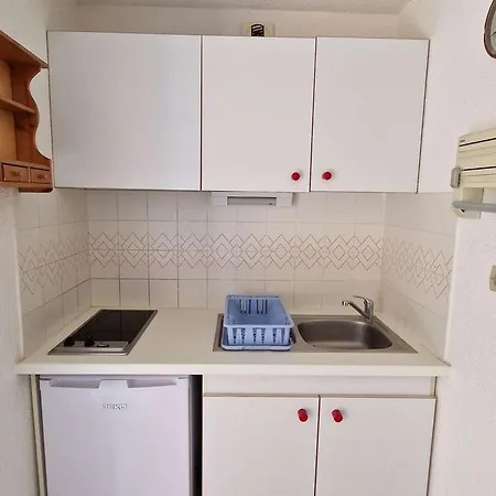 Avec Piscine, A Proximite, Animaux Et Parking, Climatisation - Fr-1-387-212 * Marseillan (Herault)